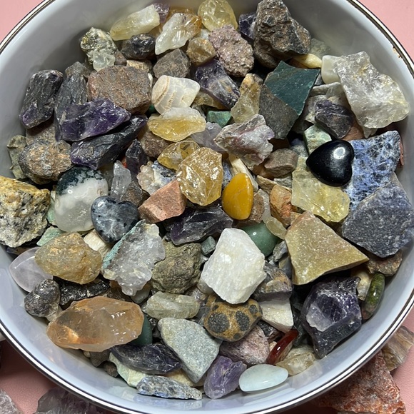 🔮Crystal Mystery Bag🔮 - Picture 4 of 4